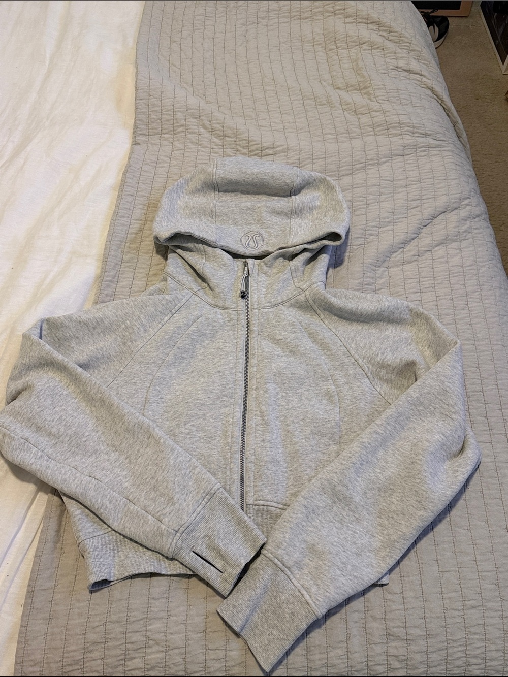 Lululemon Scrub Cropped Hoodie